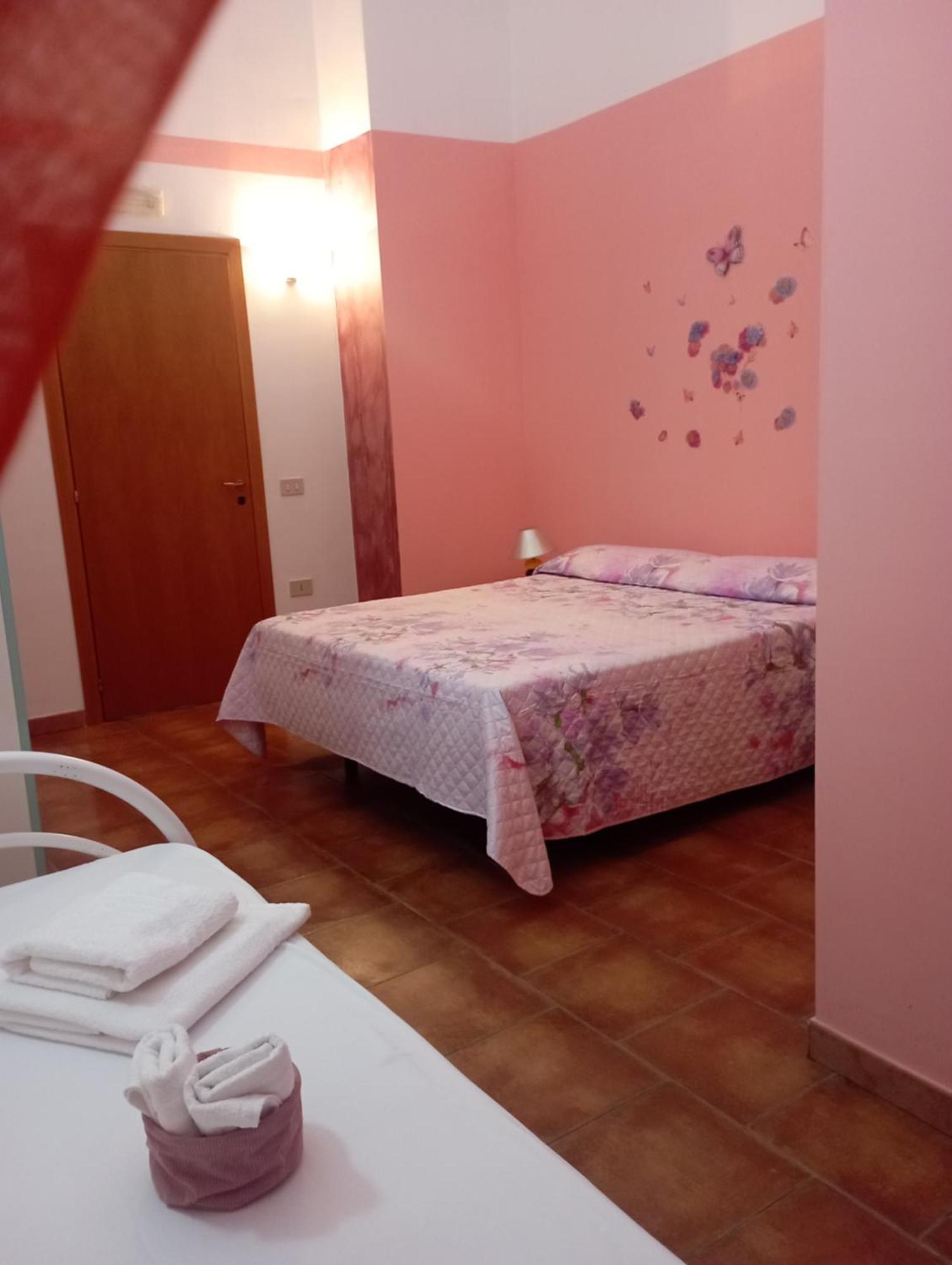 Ambrosia Hostel Alessandria del Carretto Екстериор снимка