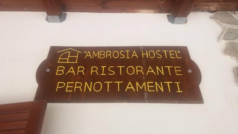 Ambrosia Hostel Alessandria del Carretto Екстериор снимка