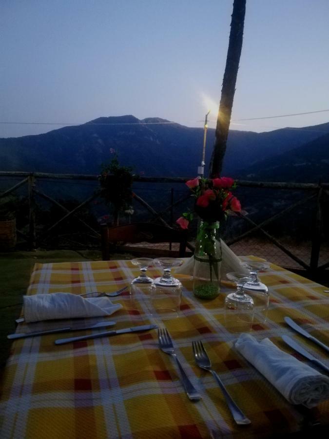 Ambrosia Hostel Alessandria del Carretto Екстериор снимка